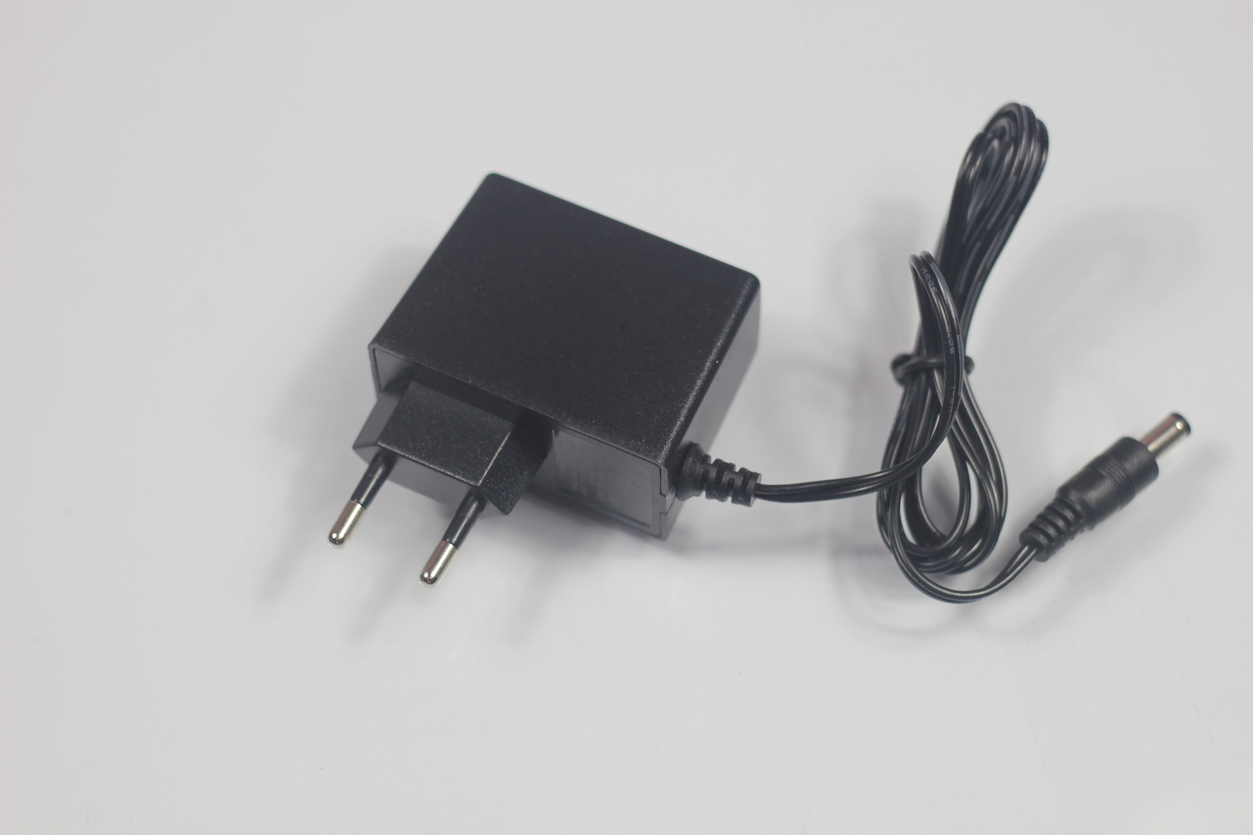 Router Power Adapter 9V 1A