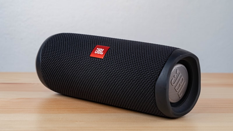 JBL Flip 6 Portable Bluetooth Speaker
